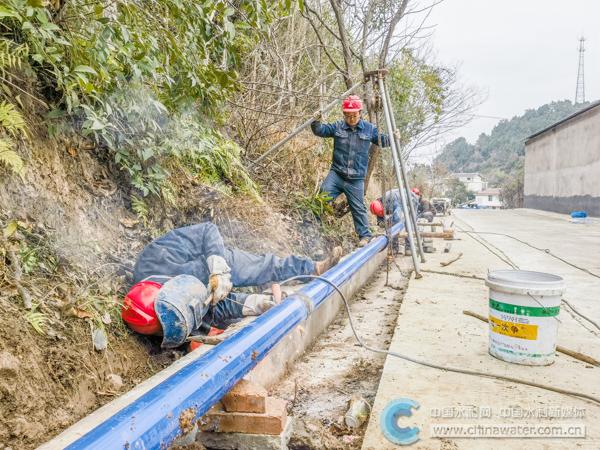 �Ĵ��nϪ�h�꽭�(zh��n)������ˮվ��λˮԴ�عܾW(w��ng)����һ�ڹ���ʩ����    ����(b��o)�ؼsӛ�� ƈ־ ���D.jpg