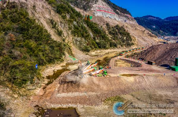 29851c2f297341df80f71348833709a6_B_BASIC